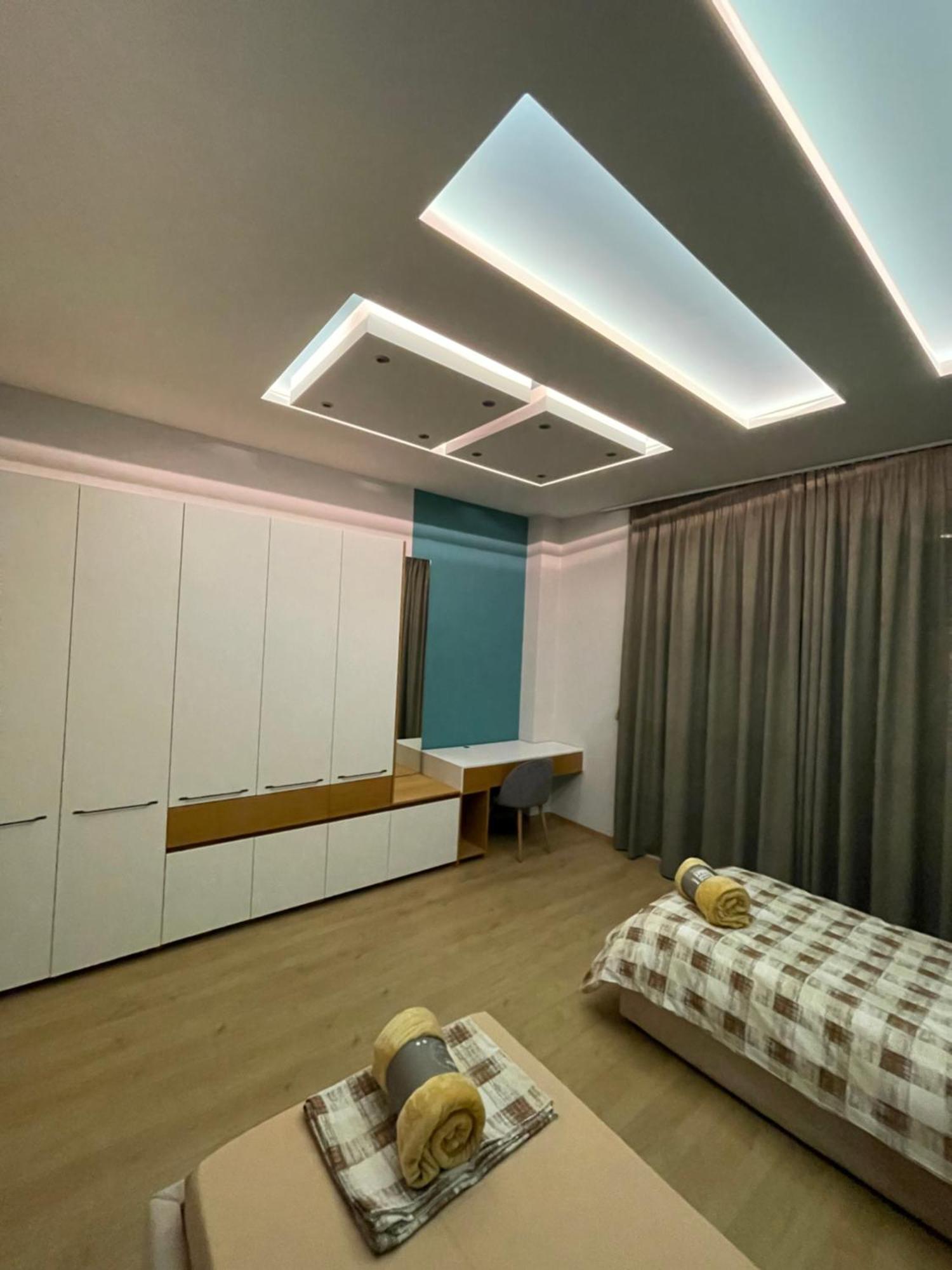 Lux Apartment Tirana Exterior foto